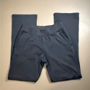 Women’s Under Armour casual sweatpants